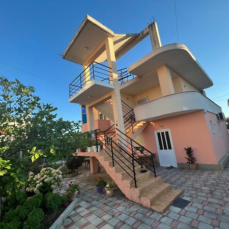 Guest House Vlore Ngoại thất bức ảnh
