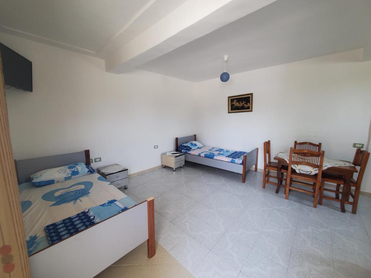 Guest House Vlore Ngoại thất bức ảnh