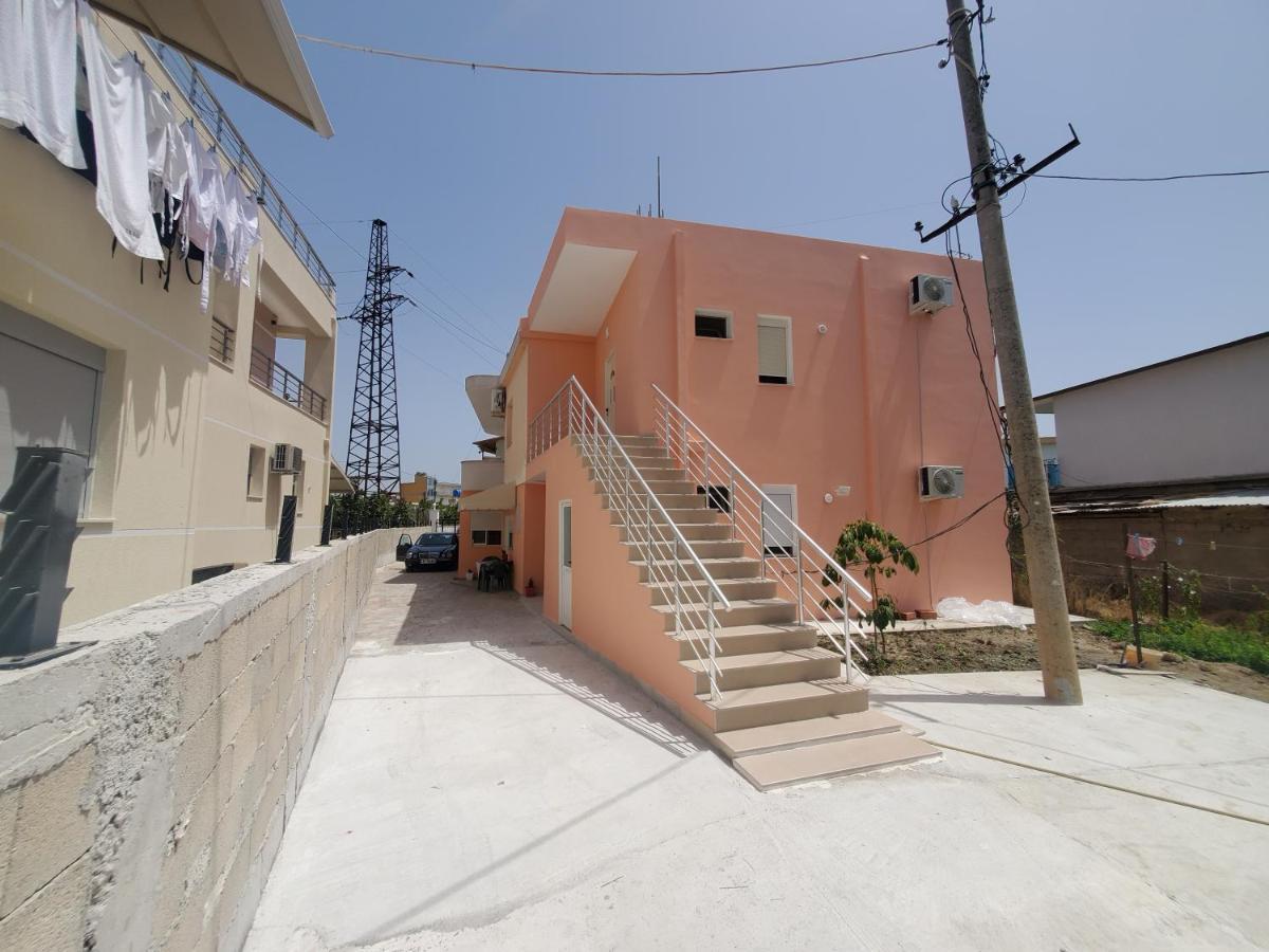 Guest House Vlore Ngoại thất bức ảnh