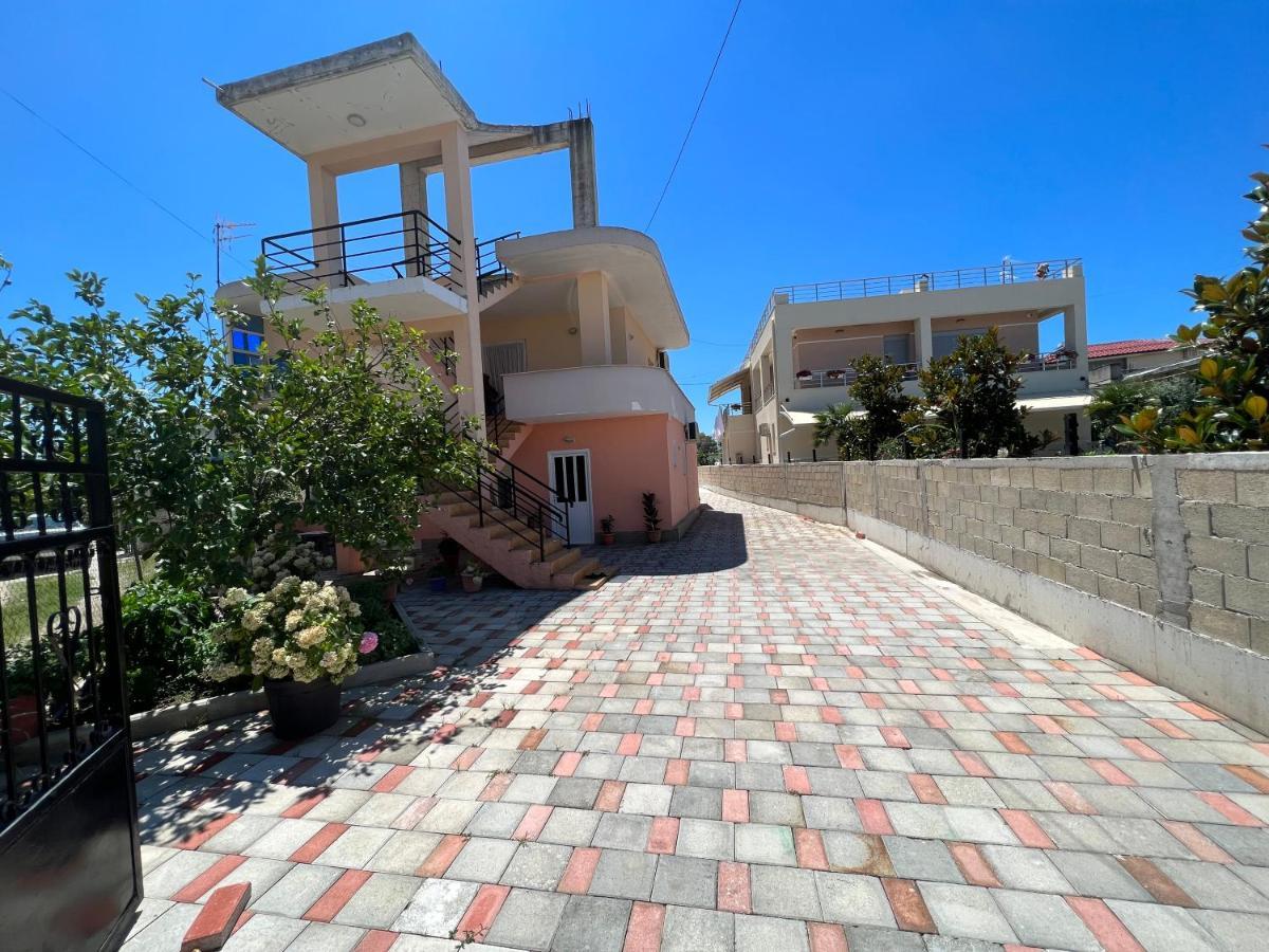 Guest House Vlore Ngoại thất bức ảnh