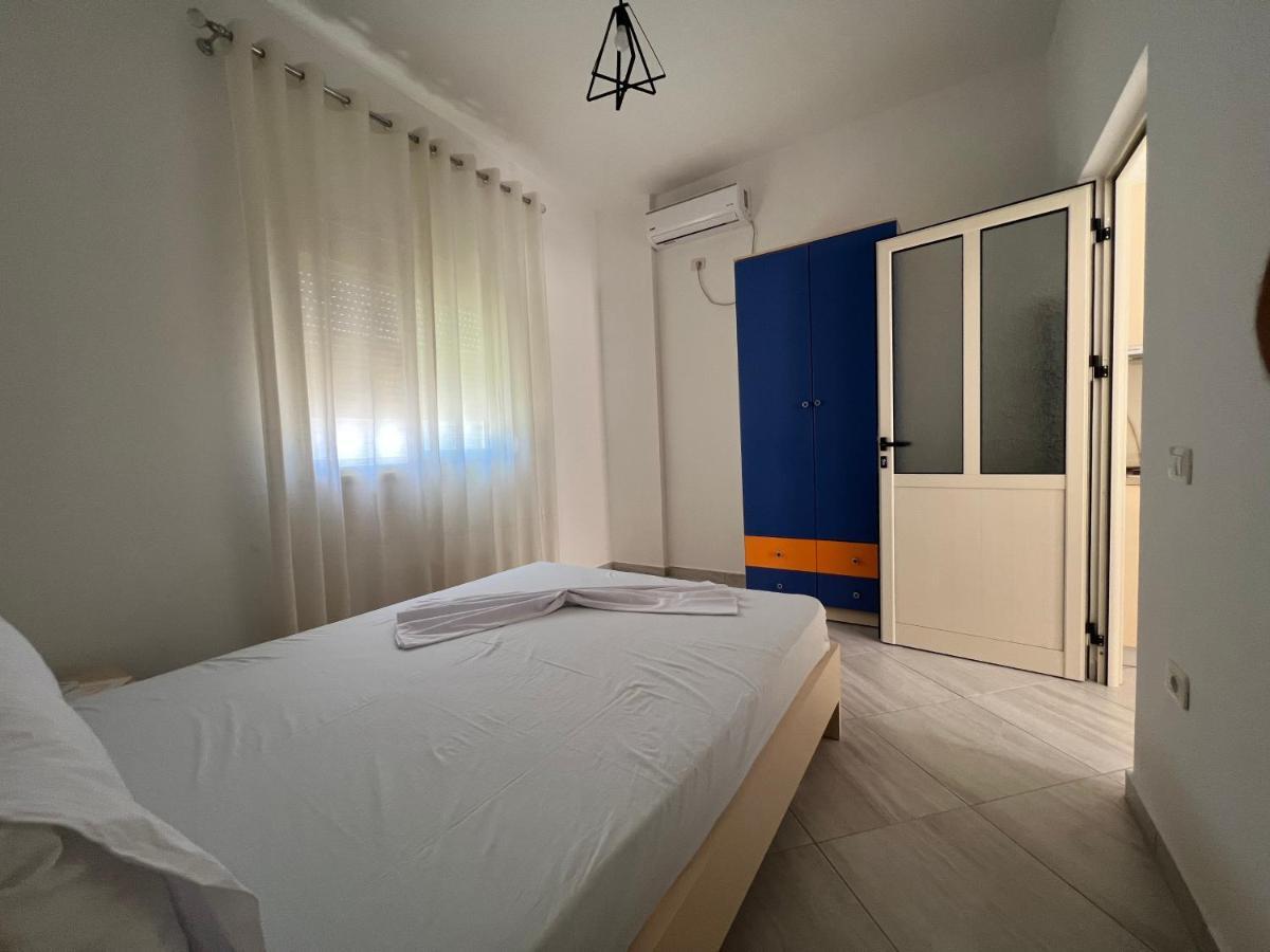 Guest House Vlore Ngoại thất bức ảnh