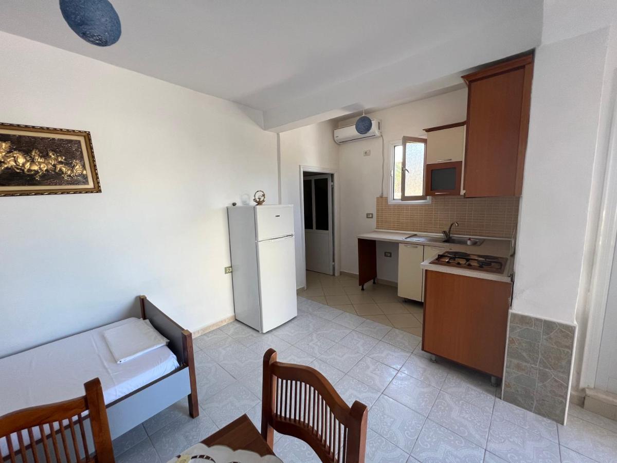 Guest House Vlore Ngoại thất bức ảnh